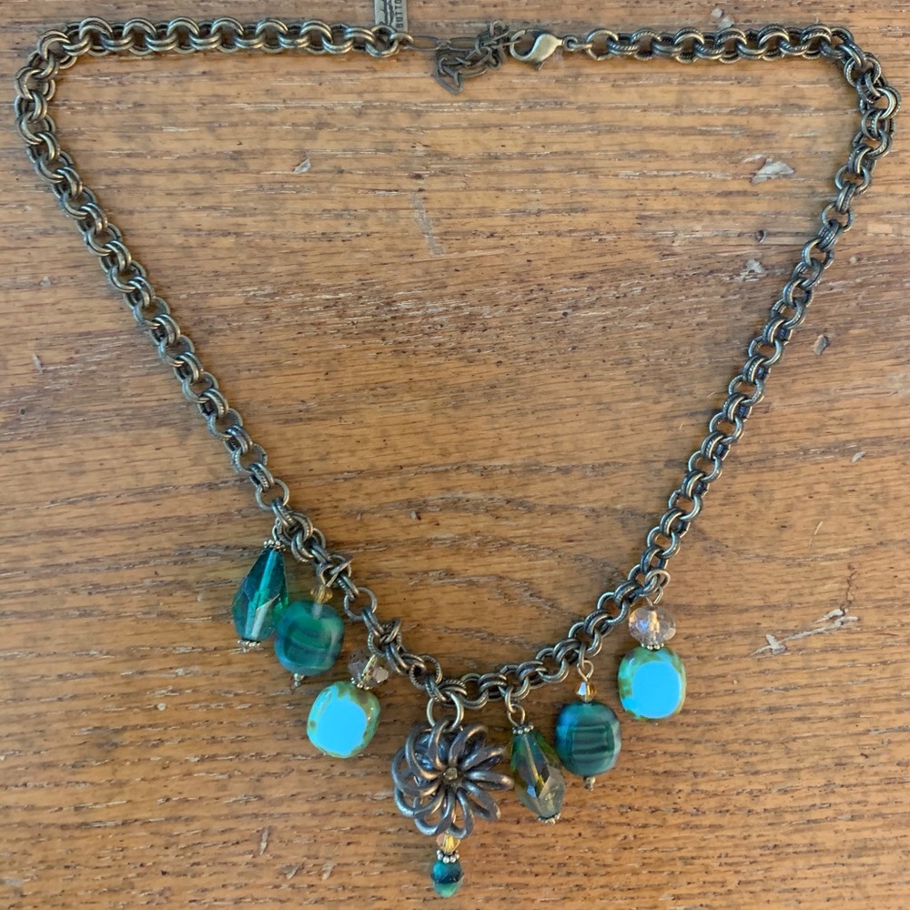Chunky blue bead metal necklace